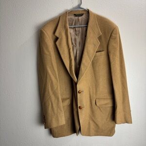 Camel Hair Sports Coat Vintage
Dellapenna Italy Suit Blazer